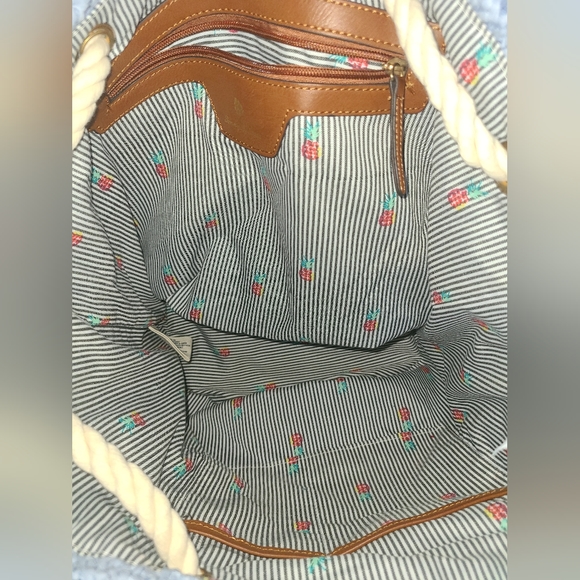 Tommy Bahama tote - Picture 5 of 6